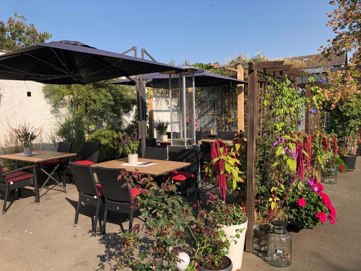 Hotel & Restaurant Arnoldusklause Düren - Eifel エクステリア 写真