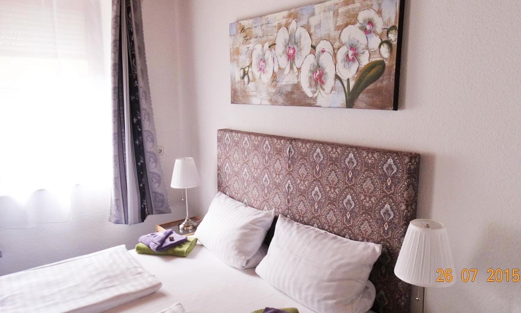 Hotel & Restaurant Arnoldusklause Düren - Eifel エクステリア 写真