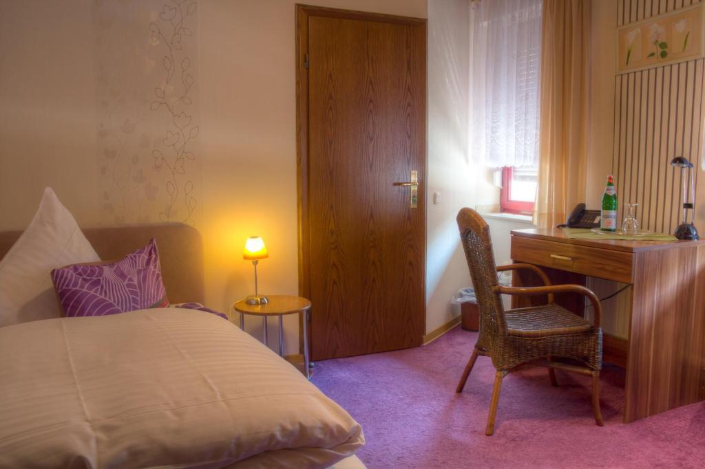 Hotel & Restaurant Arnoldusklause Düren - Eifel 部屋 写真