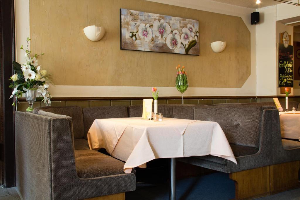 Hotel & Restaurant Arnoldusklause Düren - Eifel 部屋 写真