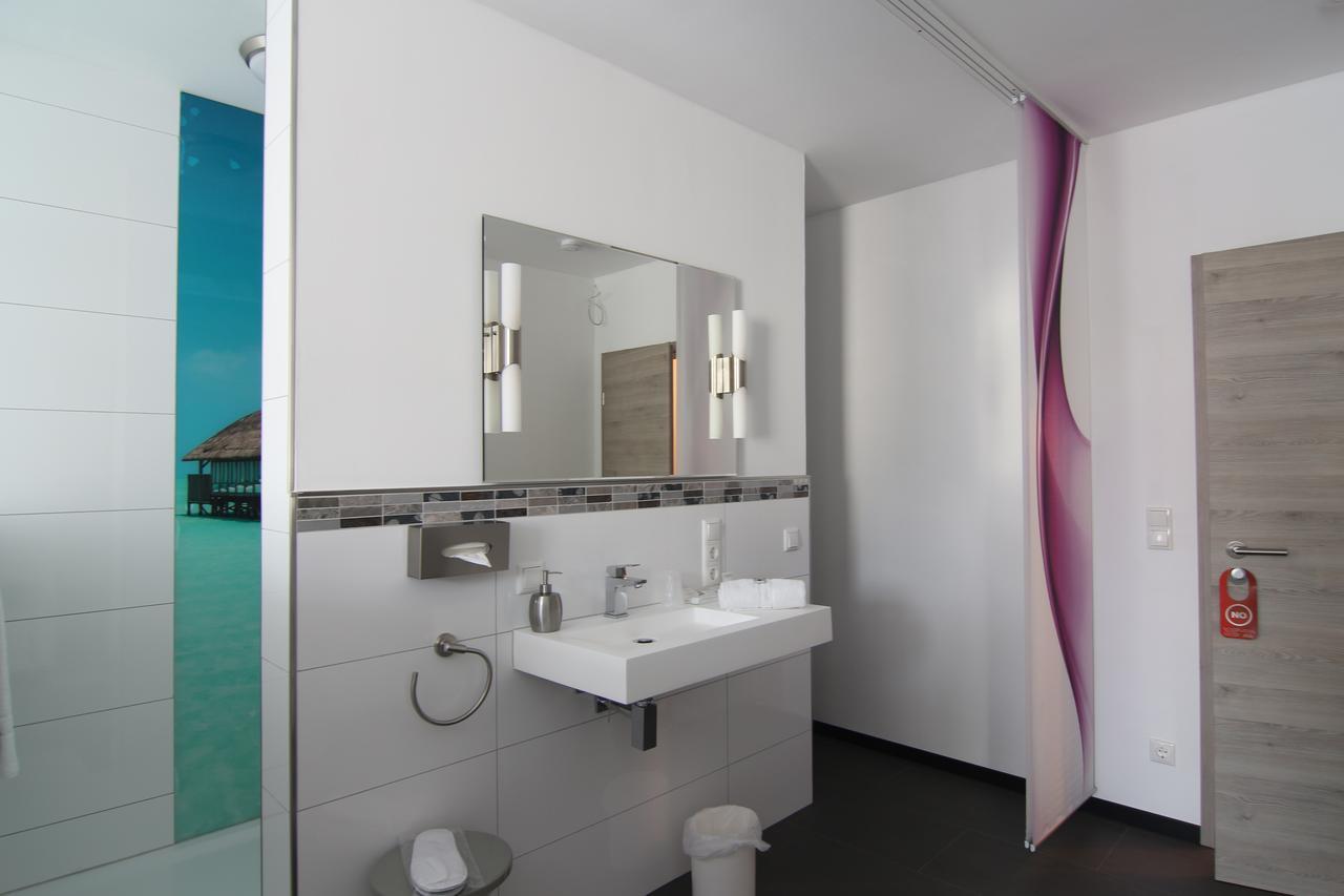 Hotel & Restaurant Arnoldusklause Düren - Eifel エクステリア 写真
