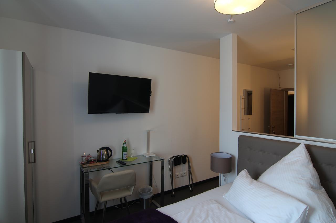 Hotel & Restaurant Arnoldusklause Düren - Eifel エクステリア 写真
