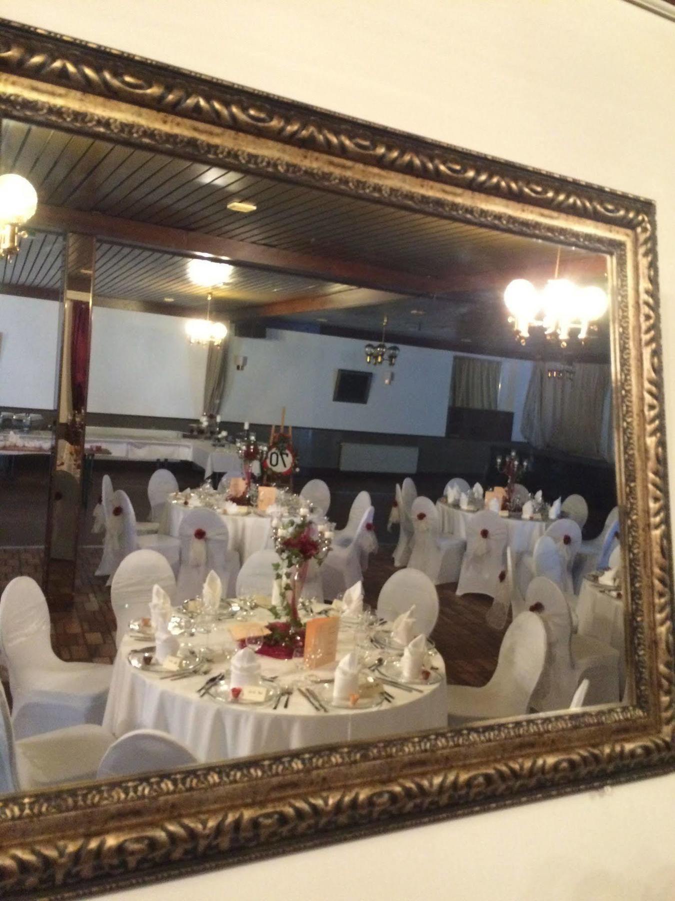 Hotel & Restaurant Arnoldusklause Düren - Eifel エクステリア 写真
